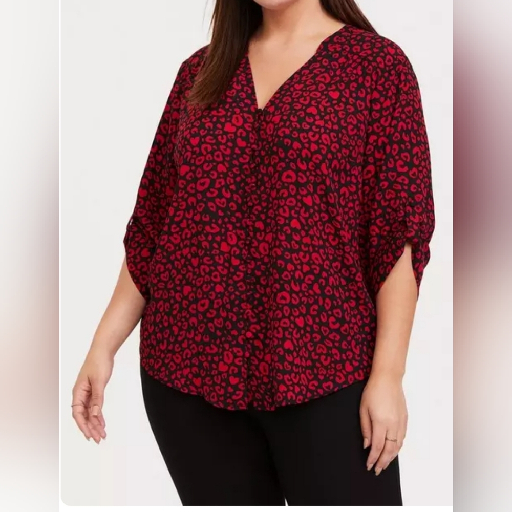 Torrid Harper Georgette Button-Front 3/4 Sleeve Pullover Blouse - Size 2